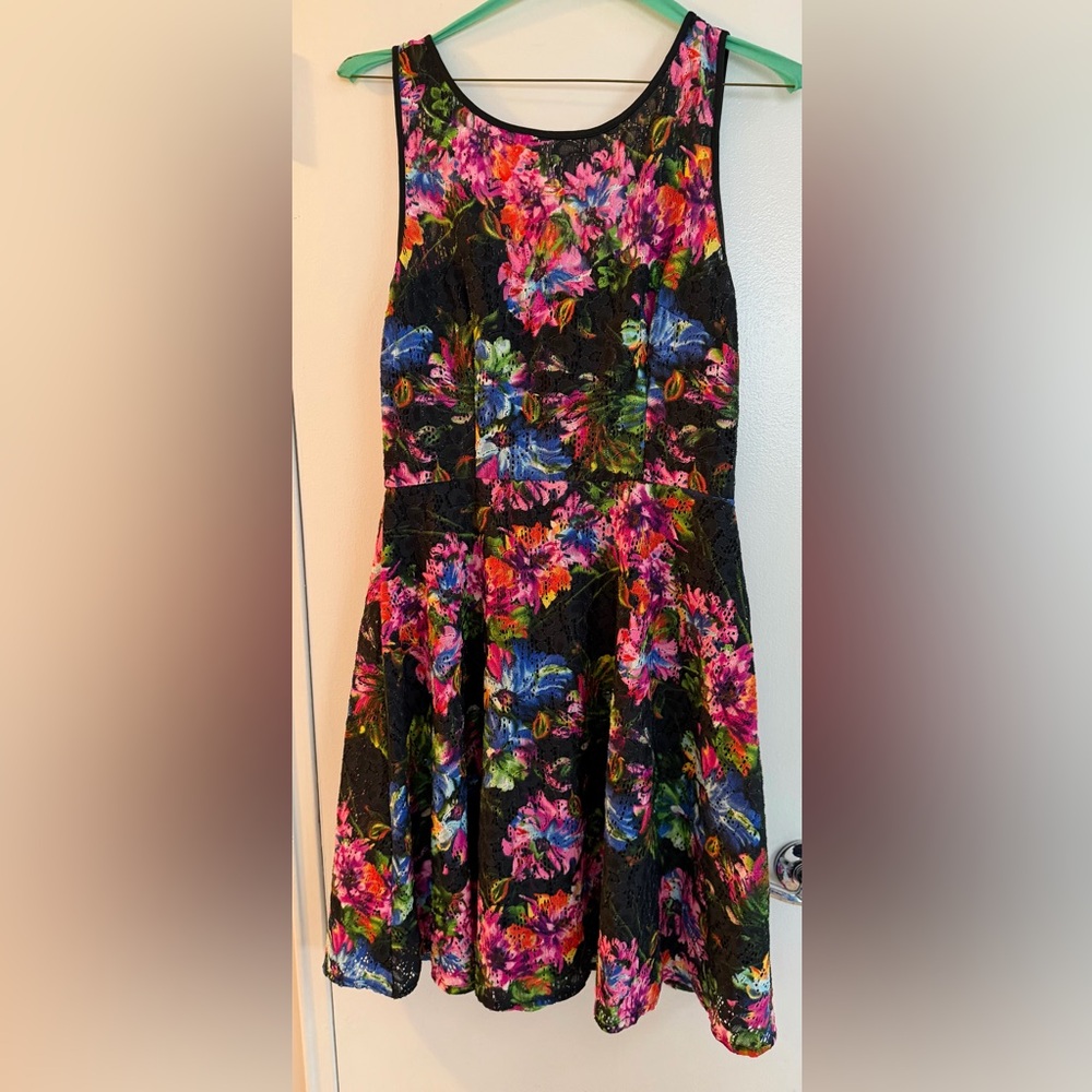 Betsey Johnson Floral Lace fit and flare Dress size 8